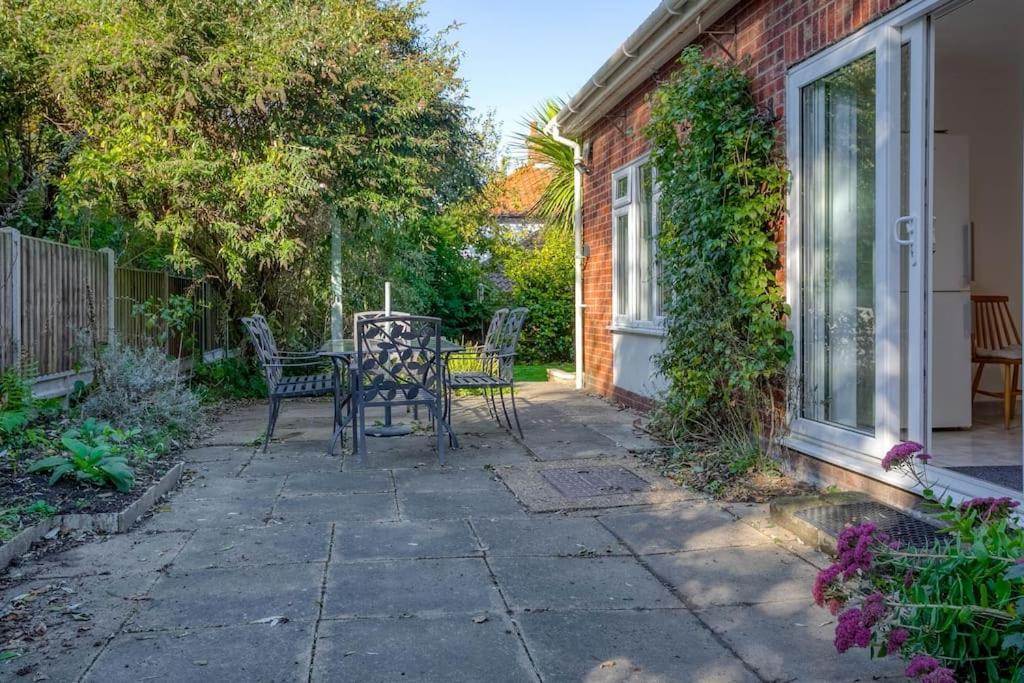 Coastal House Near Surfing Beach - East Runton Crabpot Cottages Cromer Exterior foto